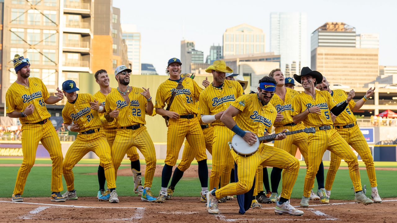 The Savannah Bananas unleash Banana Ball mayhem on Chicago3